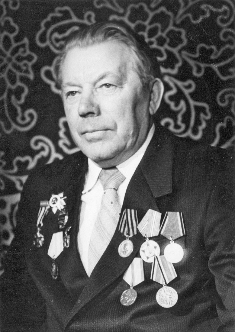Смирнов Дмитрий Алексеевич