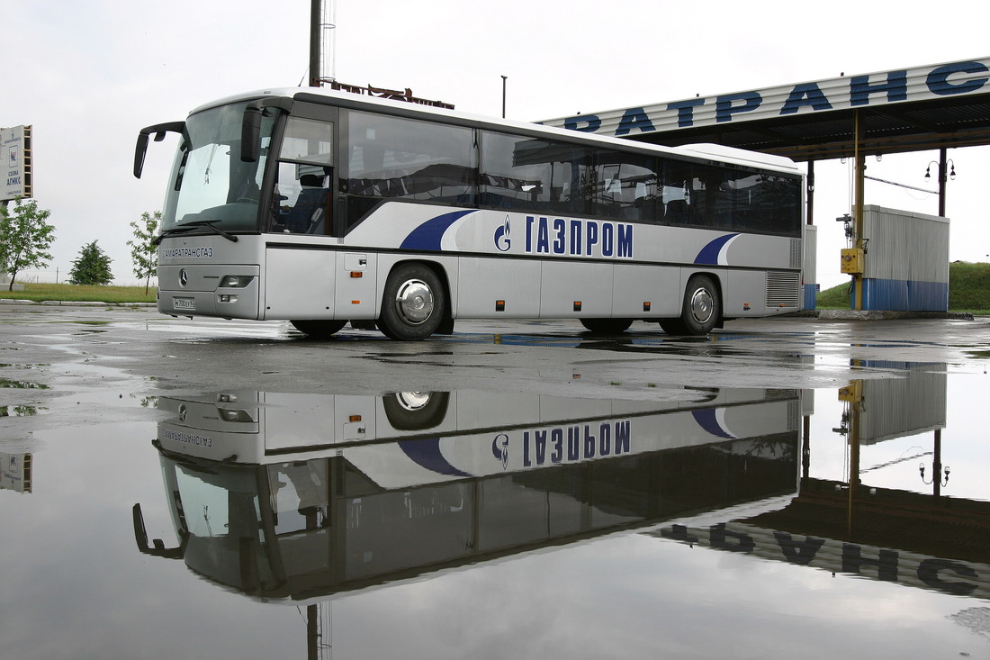 Автобус ООО «Газпром трансгаз Самара» на АГНКС