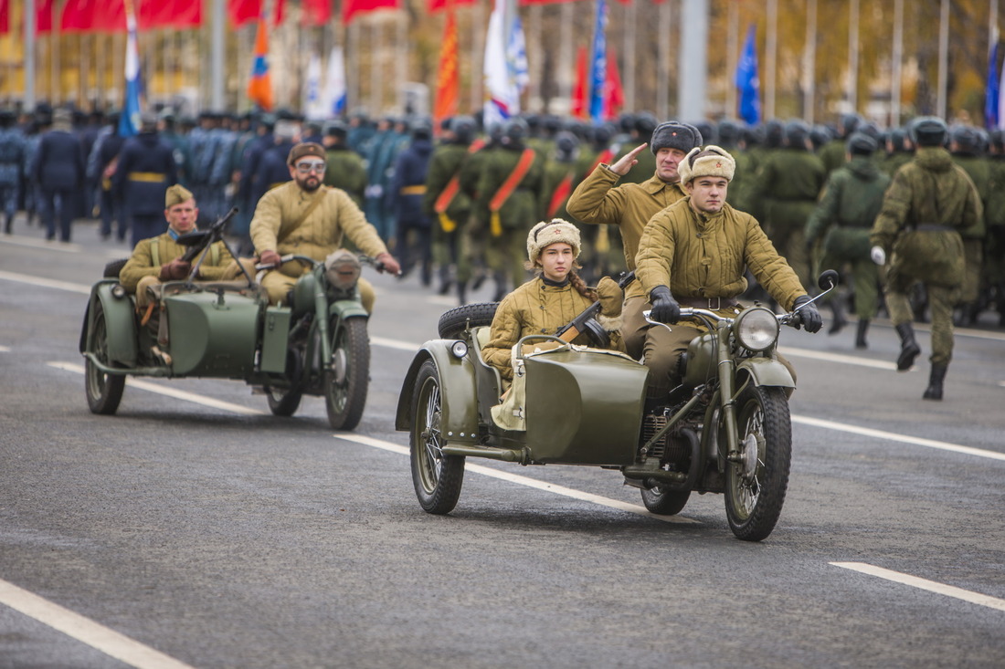 Представители военно-исторических клубов — бессменные участники Парадов Памяти