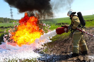 Одна из задач учения — быстро потушить возгорание