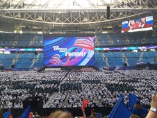 Акция стала самым массовым живым исполнением гимна России в истории
